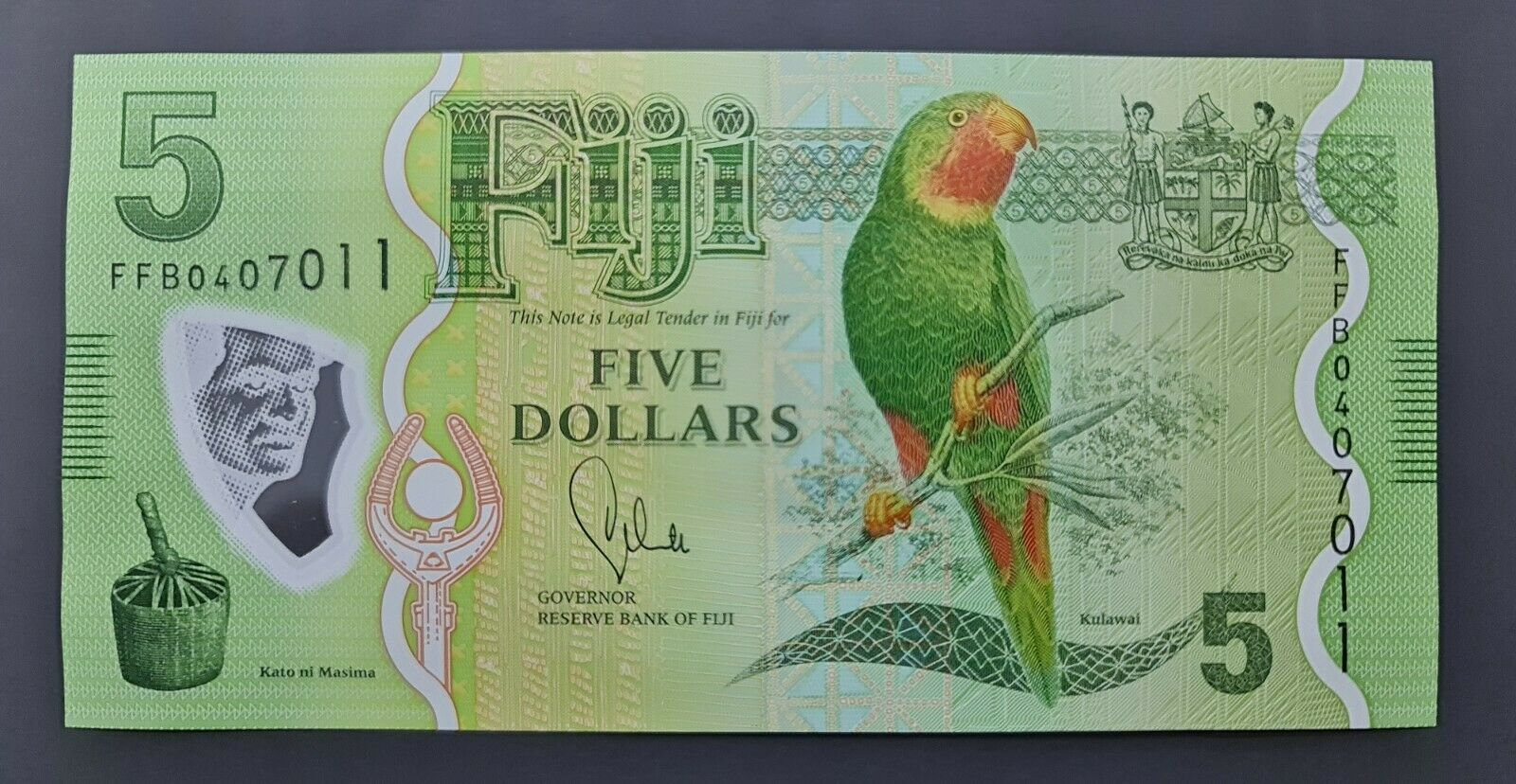 Fiji - 5 Dollar 2012 Banknote ND P-115, Parrot (Polymer Bill) UNC