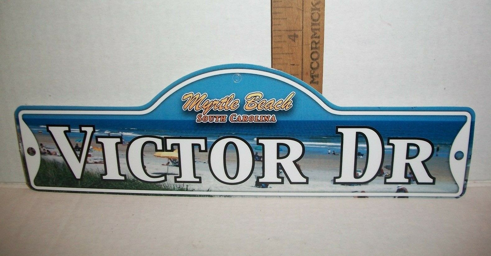 DOOR WALL SCANDICAL MYRTLE BEACH SOUTH CAROLINA NAME ROAD SIGN VICTOR DR